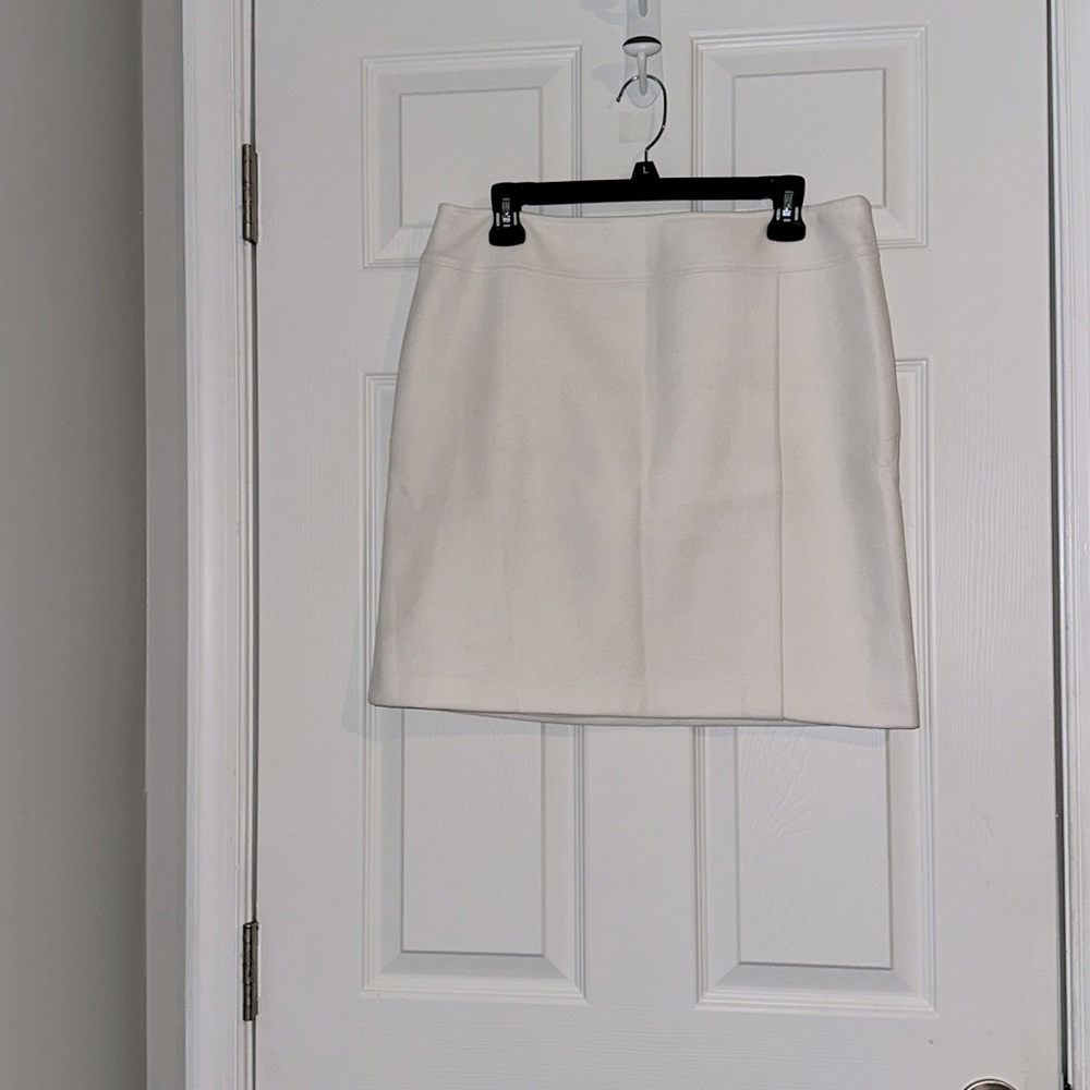 White House black market skirt lined